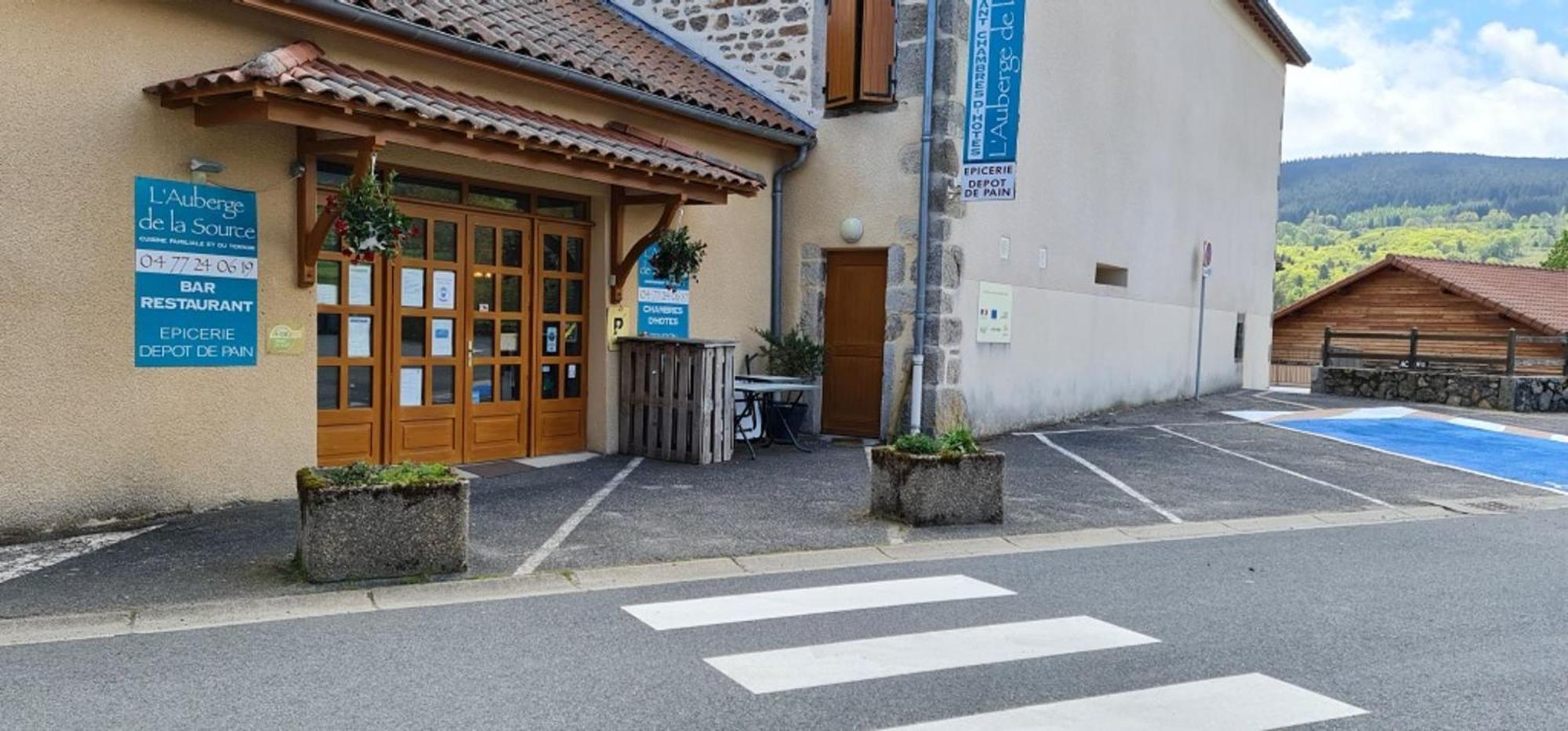 L'Auberge De La Source La Valla-sur-Rochefort Exterior foto